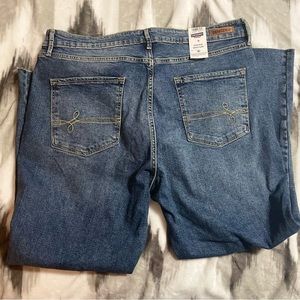 Levi High Rise Ankle Slim jeans